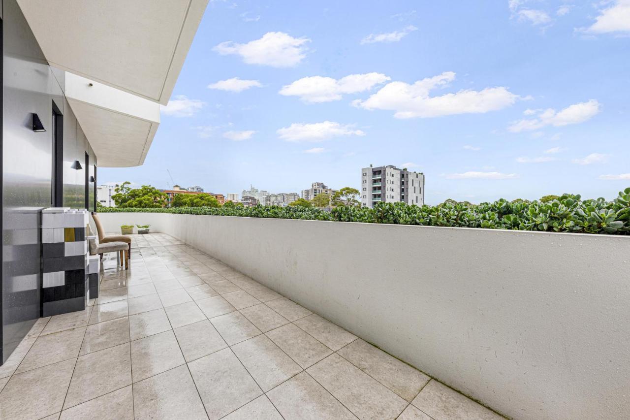 Studio For Long Term Tenants In Strathfield Cbd Sidney Exterior foto