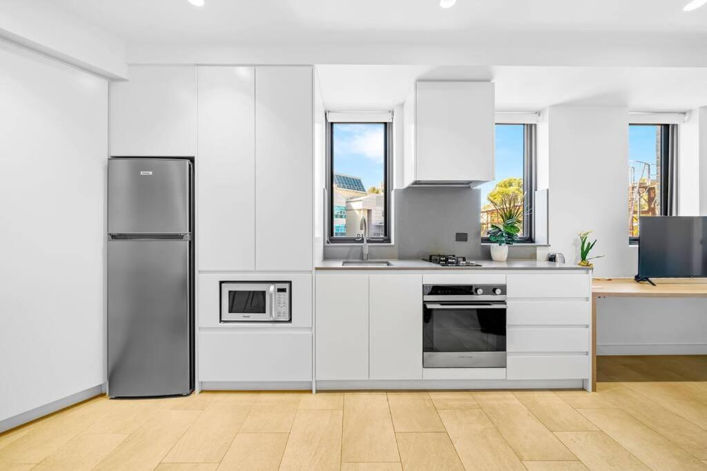 Studio For Long Term Tenants In Strathfield Cbd Sidney Exterior foto