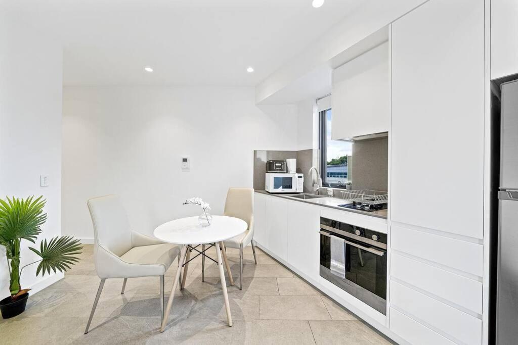 Studio For Long Term Tenants In Strathfield Cbd Sidney Exterior foto
